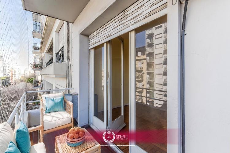 AV BELGRANO 1200 / Monserrat - Capital Federal