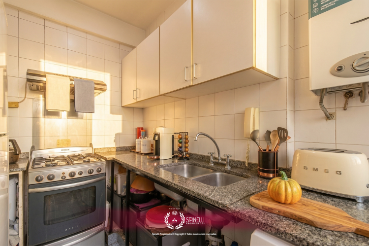 LEZICA 4100 / Almagro - Capital Federal