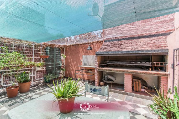 VIRREY LINIERS 1714 / Boedo - Capital Federal