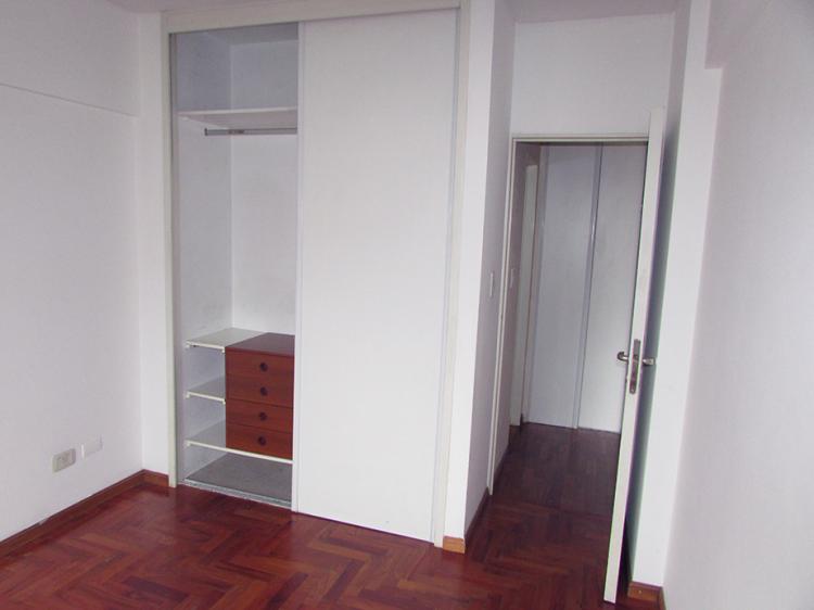 AV SAN JUAN 3100 / San Cristóbal - Capital Federal