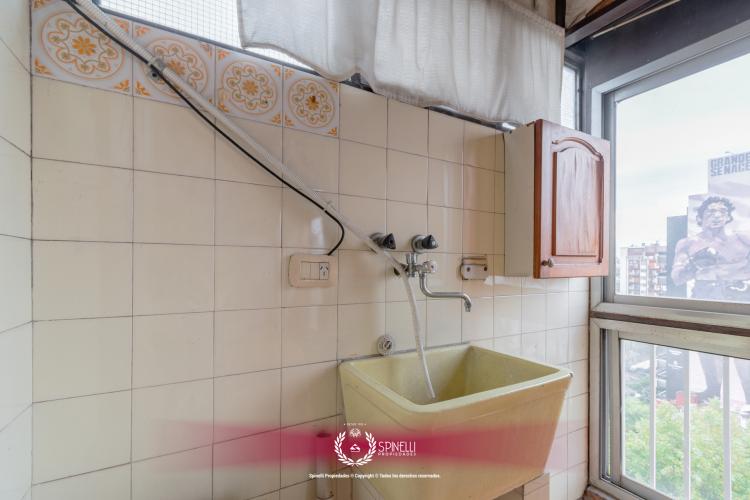 AVENIDA CASEROS 2500 / Parque Patricios - Capital Federal