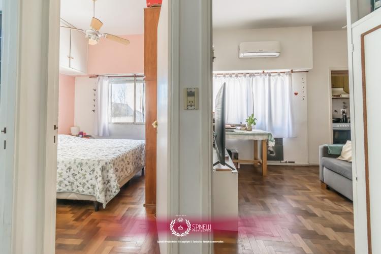 CÁTULO CASTILLO 2400 / Parque Patricios - Capital Federal