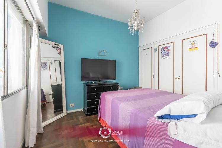 CÁTULO CASTILLO 2400 / Parque Patricios - Capital Federal