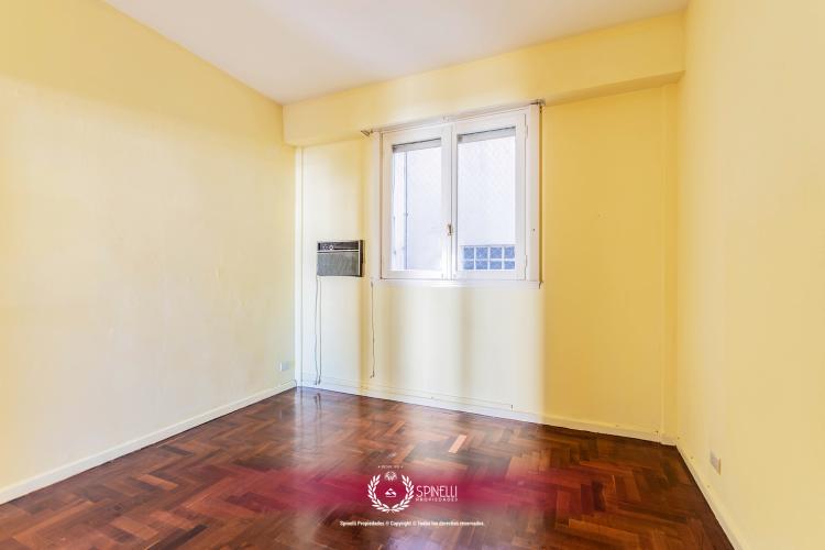 AV BELGRANO 1200 / Monserrat - Capital Federal