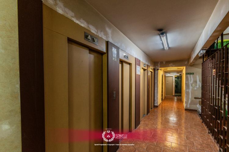 AV BELGRANO 615 / Monserrat - Capital Federal