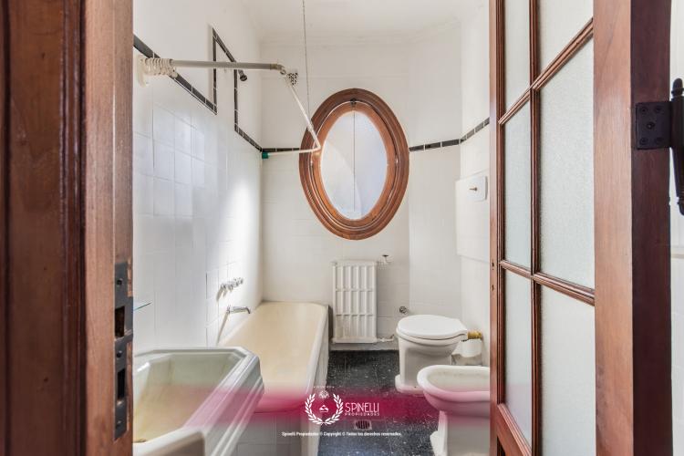 AV CORRIENTES 1393 / San Nicolás - Capital Federal