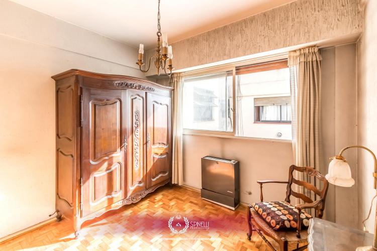 AV J DE GARAY 3100 / Parque Patricios - Capital Federal