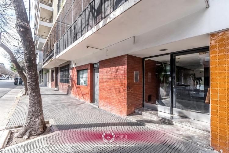 AV J DE GARAY 3100 / Parque Patricios - Capital Federal