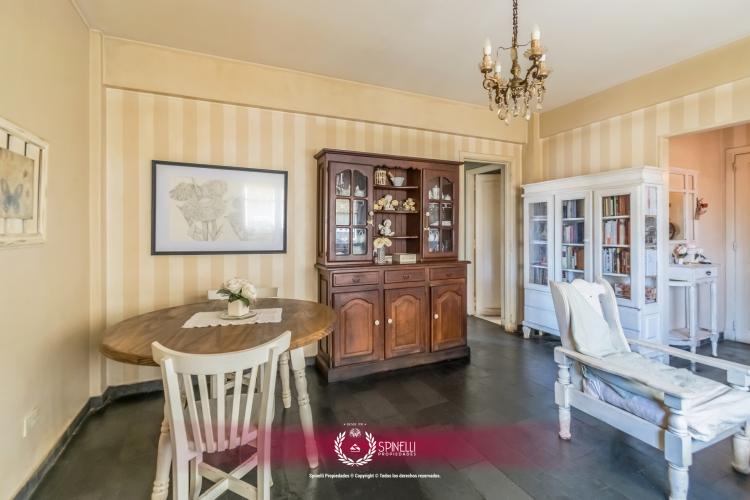 AV CASEROS 2900 / Parque Patricios - Capital Federal