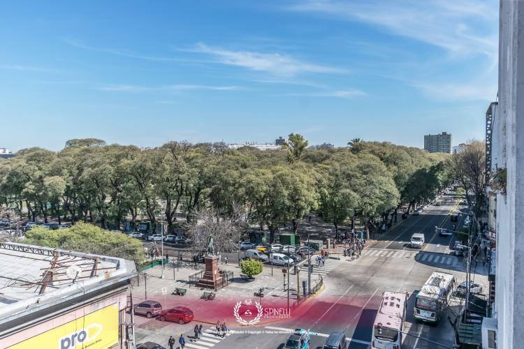 AV CASEROS 2900 / Parque Patricios - Capital Federal