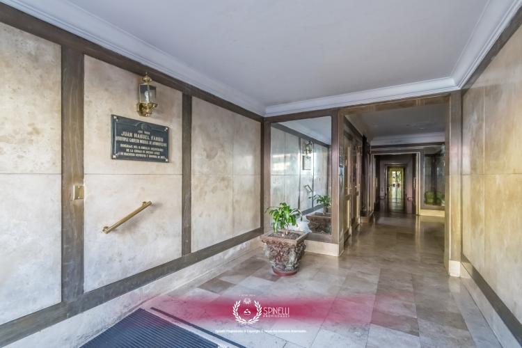 AV CASEROS 2900 / Parque Patricios - Capital Federal