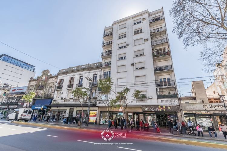 AV CASEROS 2900 / Parque Patricios - Capital Federal