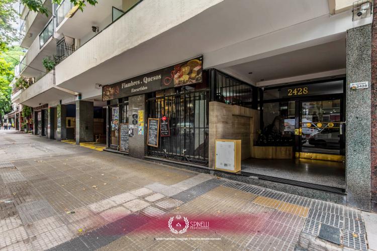 AVENIDA CASEROS 2400 / Parque Patricios - Capital Federal