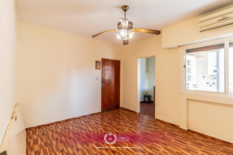 CASTRO BARROS 500 / Almagro - Capital Federal