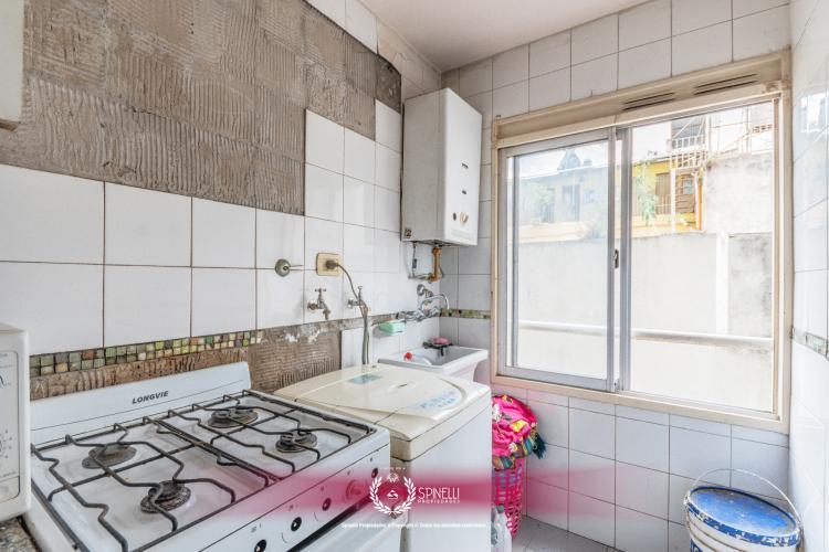 DEAN FUNES 1100 / San Cristóbal - Capital Federal