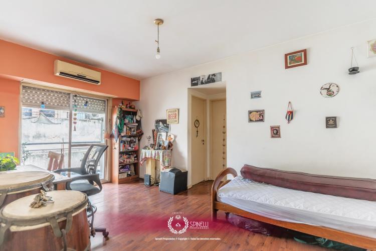 DEAN FUNES 1100 / San Cristóbal - Capital Federal