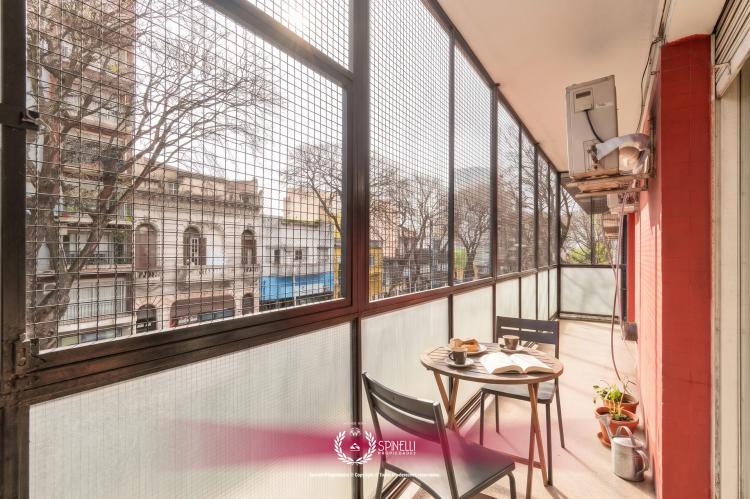 WARNES 300 / Villa Crespo - Capital Federal
