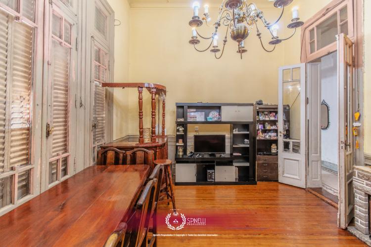 GRAL URQUIZA 1200 / San Cristóbal - Capital Federal