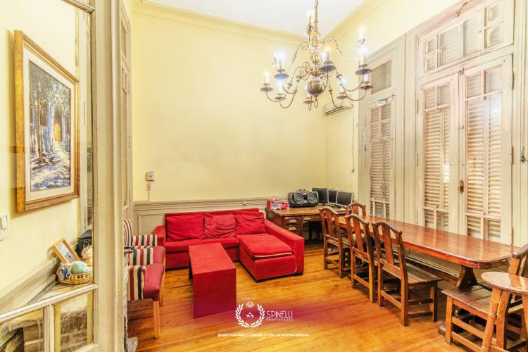 GRAL URQUIZA 1200 / San Cristóbal - Capital Federal