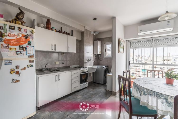 LAFUENTE 64 / Flores - Capital Federal