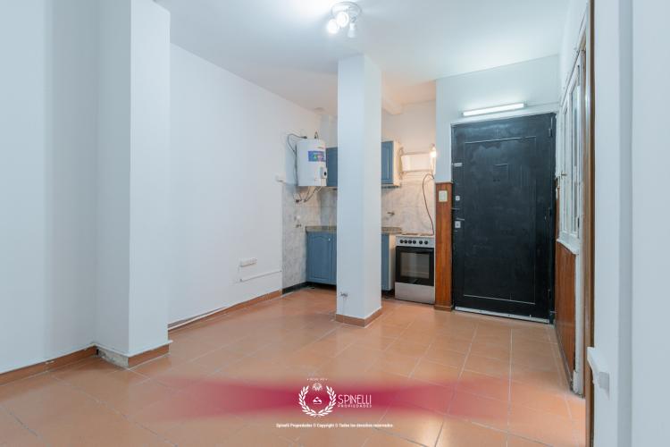 LAVARDEN 100 / Parque Patricios - Capital Federal